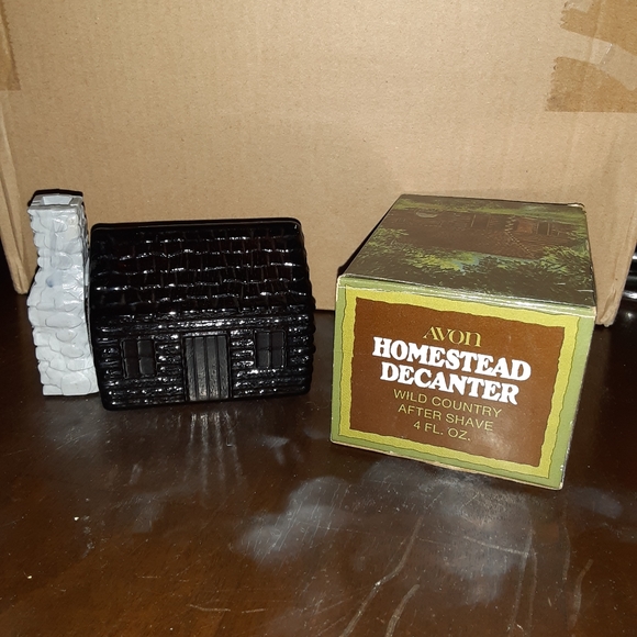 Mens Avon Homestead Decanter- full - Picture 1 of 2